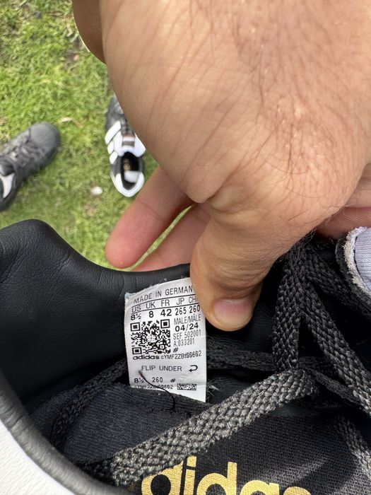 Ghete de forbal adidas 42