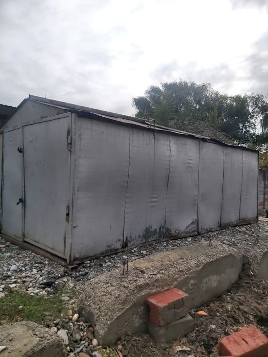 Продам металический гараж