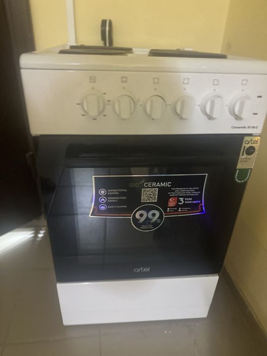 Продам электрическую плиту