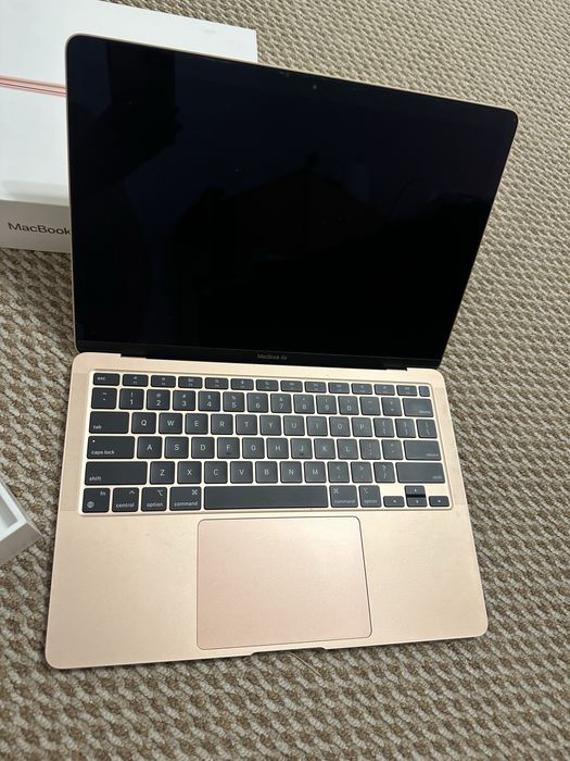 Продам MacBook Air M1 13.3 (Rose Gold)