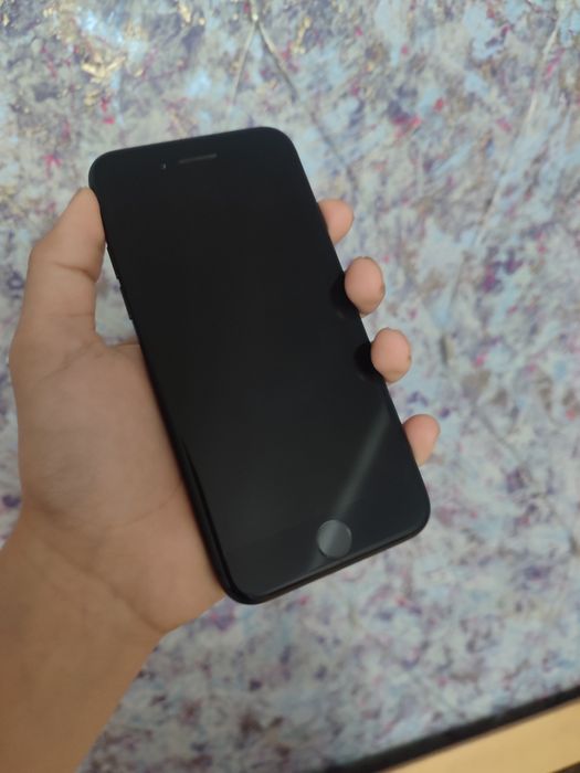 iPhone 7 идеальное состояние