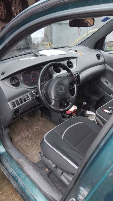 Продавам на части