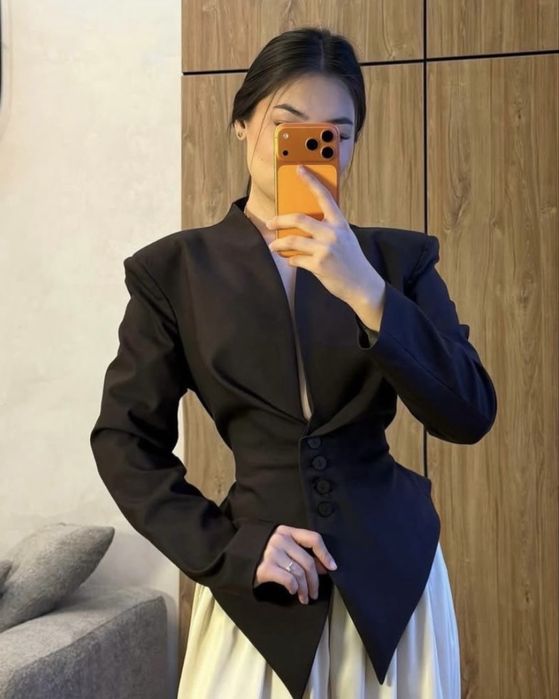 Приталенный пиджак