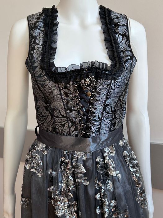 Tramontana dirndl dress  нова разкошна рокля