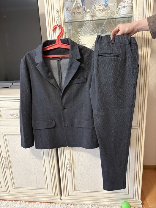 Костюм двойка полуклассика