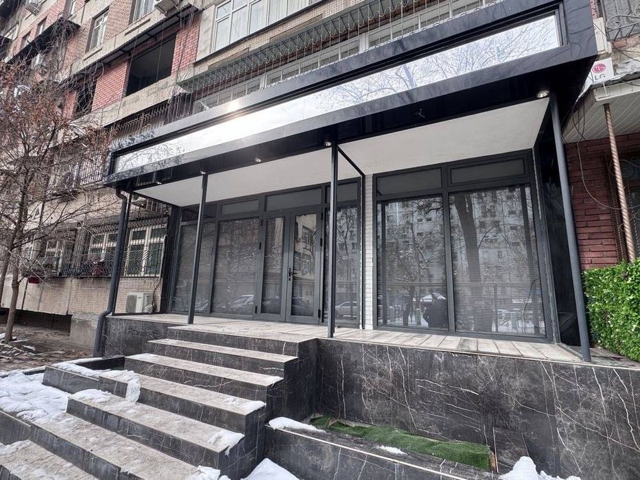 Метро Айбек 1 этаж 4х ком 110м2 Парковка есть