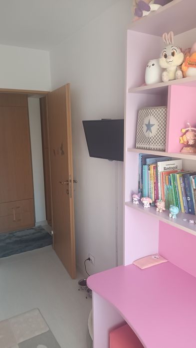 Vând mobila camera fetiță