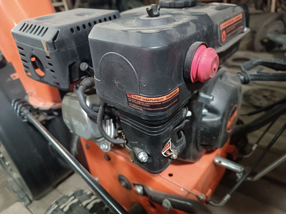 Снегоочиститель  ПРОДАМ