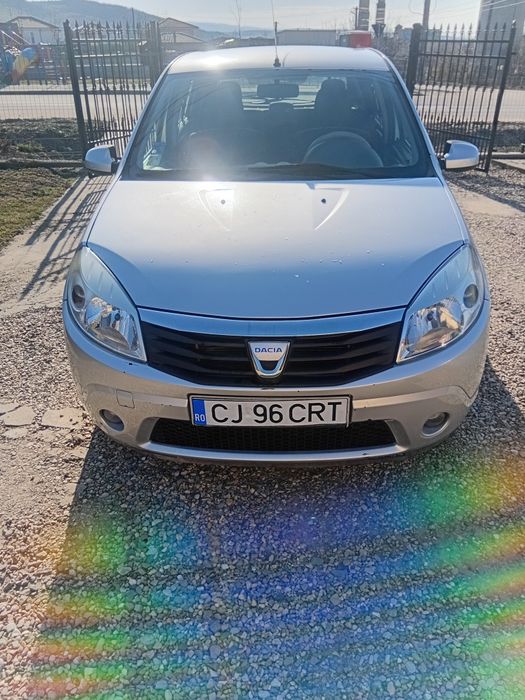 Vând Dacia Sandero