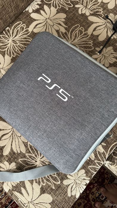 Продам Playstation 5 Limited edition