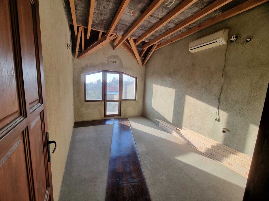 Продава се Къща в Варна, м-т Боровец - юг - 150 кв.м за 1587 €/кв.м - Снимка #8