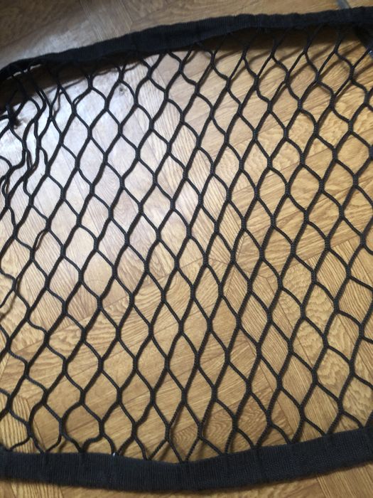 Сетка в багажник  автомобиля