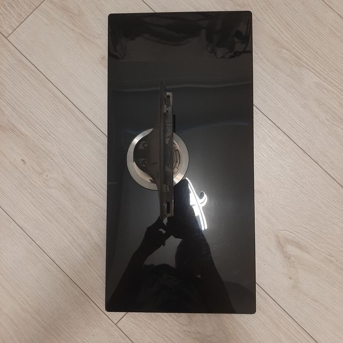 Подставка под телевизор