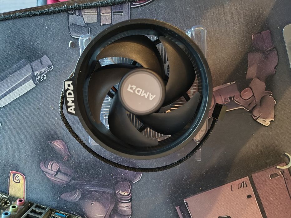 Ryzen 5 1600 cu ventilator