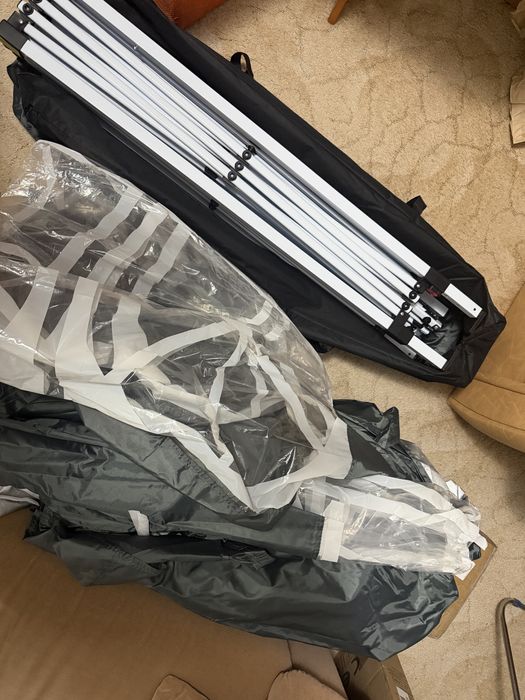 Pavilion/ Cort de gradina verde inchis montare rapida, stare foarte bu