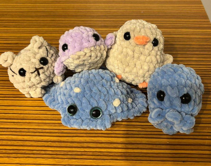 Сет от 5 броя симпатични ръчно плетени играчки