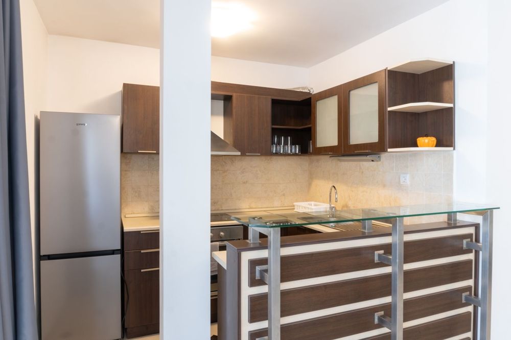 Дава се под наем Тристаен апартамент в Поморие - 100 кв.м за 612 € - Снимка #7