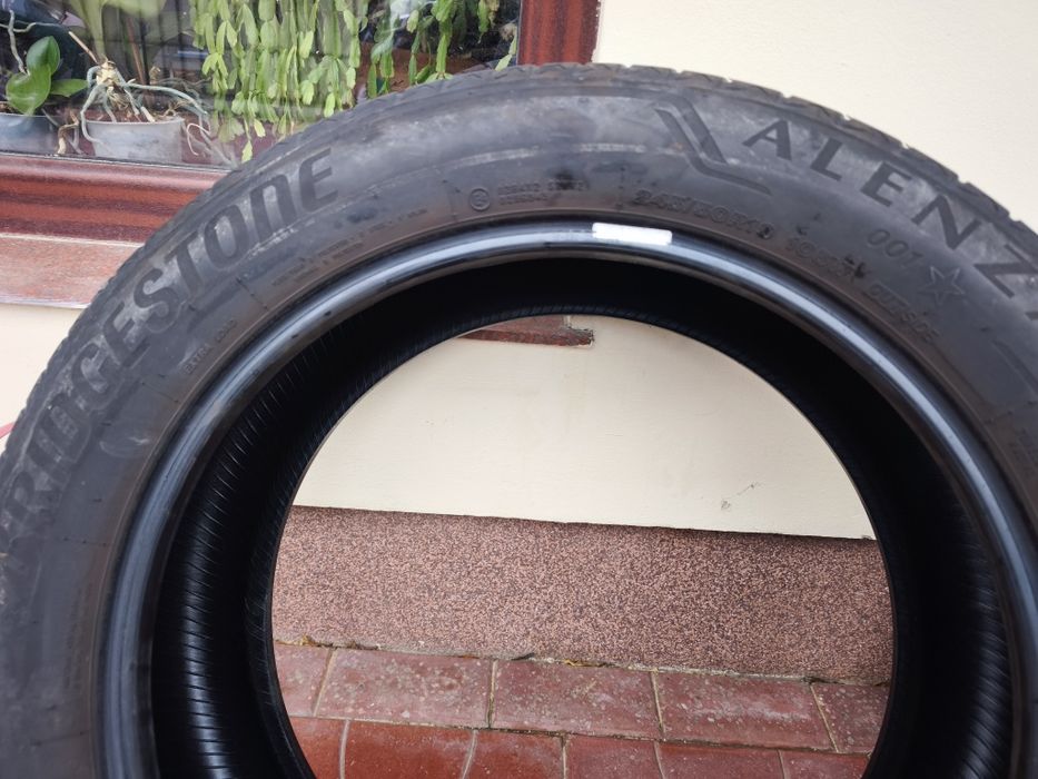 3 anvelope Bridgestone 245/50 R19 – stare bună