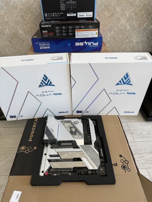 Asrock Z690 Aqua OC (limited edition)
