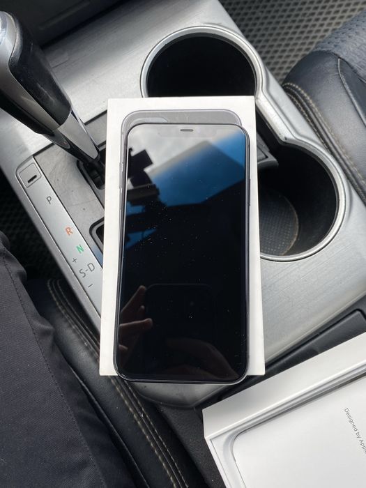 Айфон 11 сатылад срочно