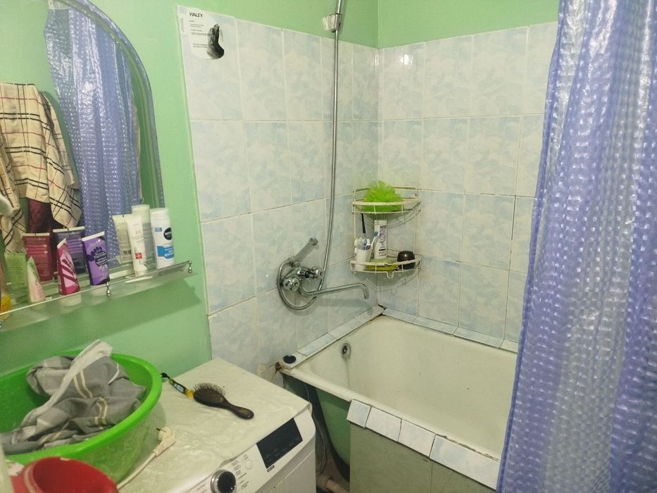 Сдаётся аккуратная комната для спокойного проживания (с хозяйкой)