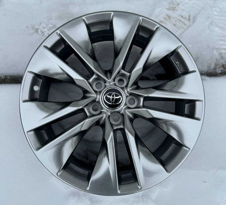 Новые авто диски R18 toyta