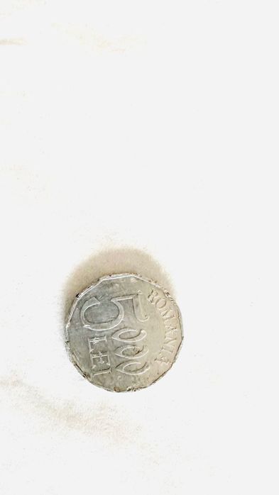 Moneda (5000 lei)