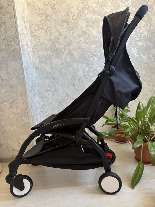 Коляска прогулочная