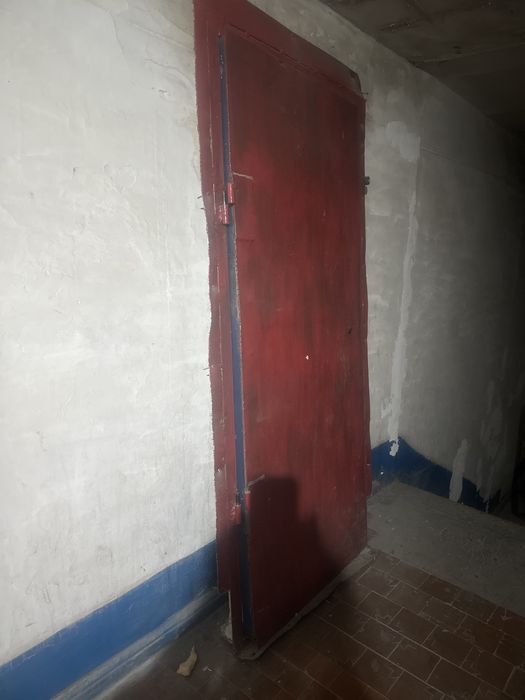 Продам дверь железная бу