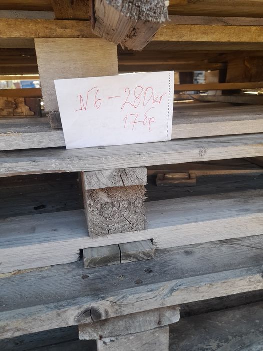 Стари палети за огрев