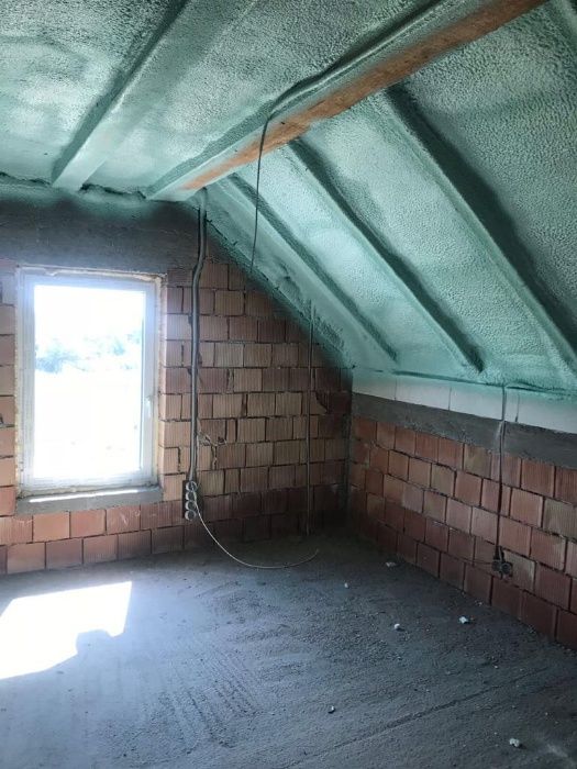 Izolatii spuma poliuretanica izolatii hidroizolat /izolatie termo fono