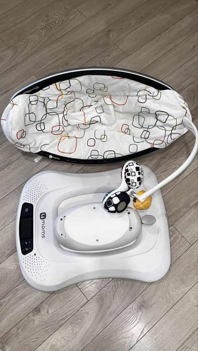 Качалка 4moms шезлонг