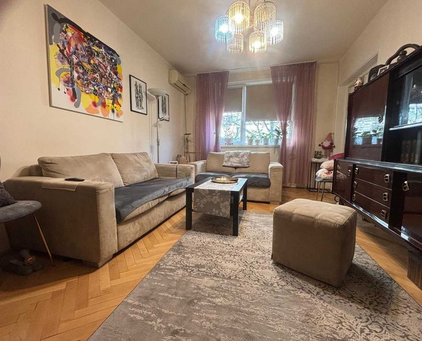 Apartament 4 camere - zona Rovine - Piața Gării, Etaj 1/4 - 81 mp