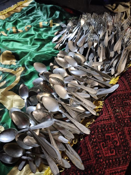 Прибори употребявани,лъжици и вилици