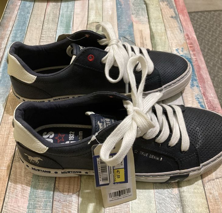 Дамски гуменки Mustang