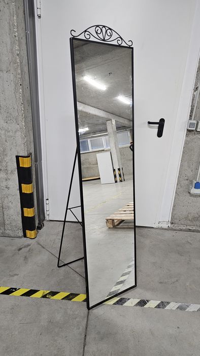 Огледало Стоящо ИКЕА Черно KARMSUND цял ръст
огледало в цял ръст