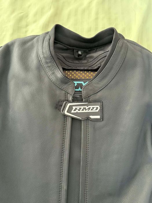 Costum moto dintr o piesa rmd