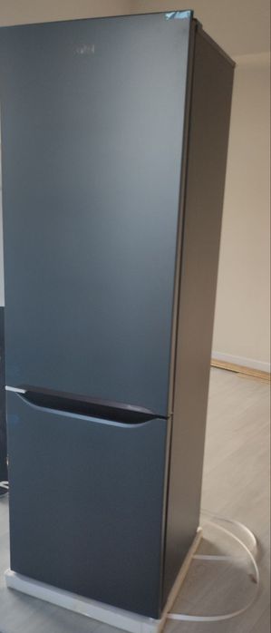 Холодильник Артел. Xolodilnik Artel!