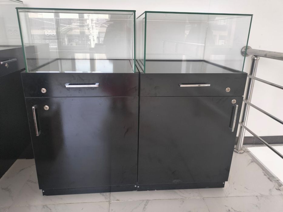 Тумба для бизнеса