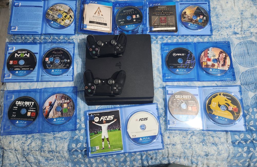 Vand ps 4slim ca nou