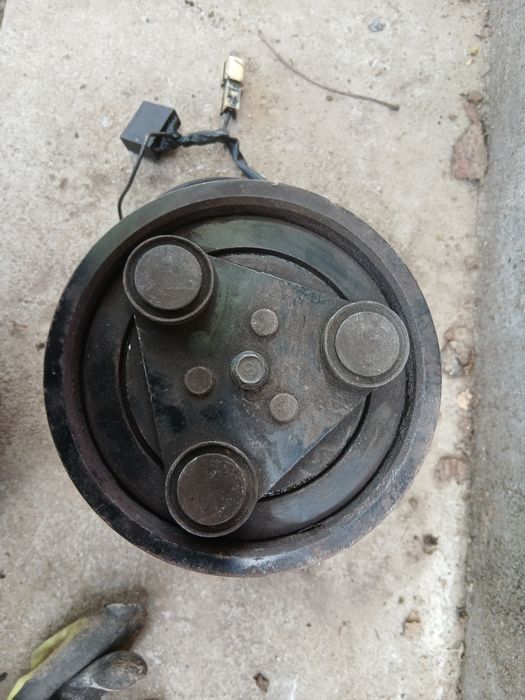 Продавам скоростна кутия