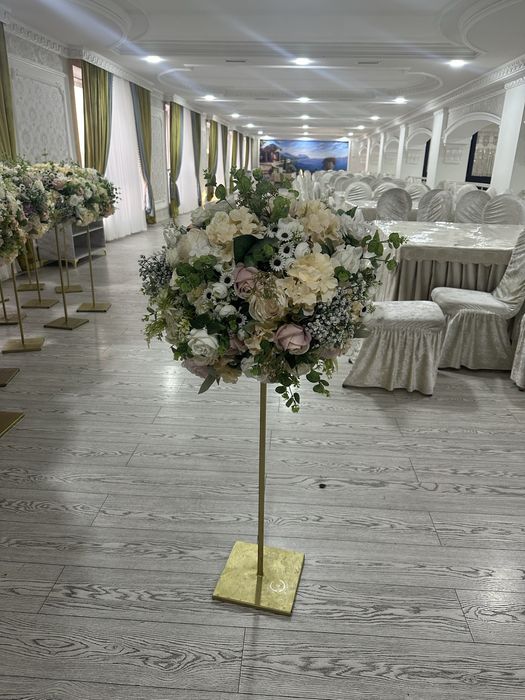 Цветы ваза  для ресторана