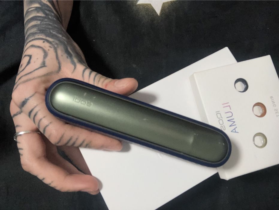 Iqos iluma cu tot cu accesorii