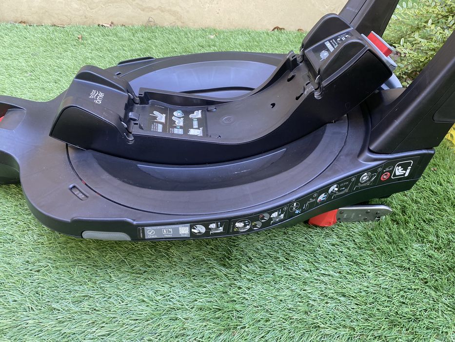 Scaun auto Britax Römer DUALFIX, cu bază ISOFIX și rotire 360°
