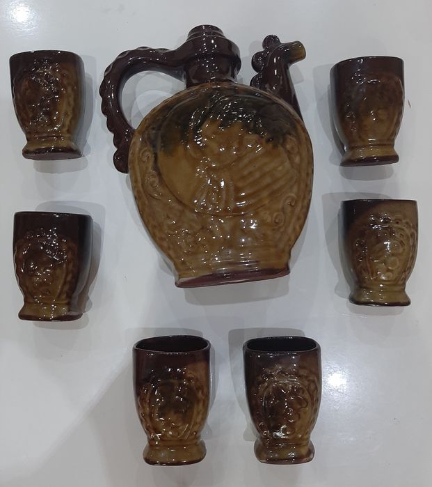Керамична бъклица+6 чаши в комплект