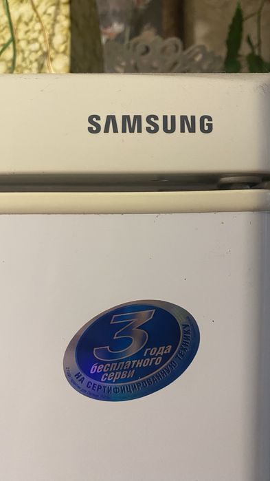 Продам холодильник