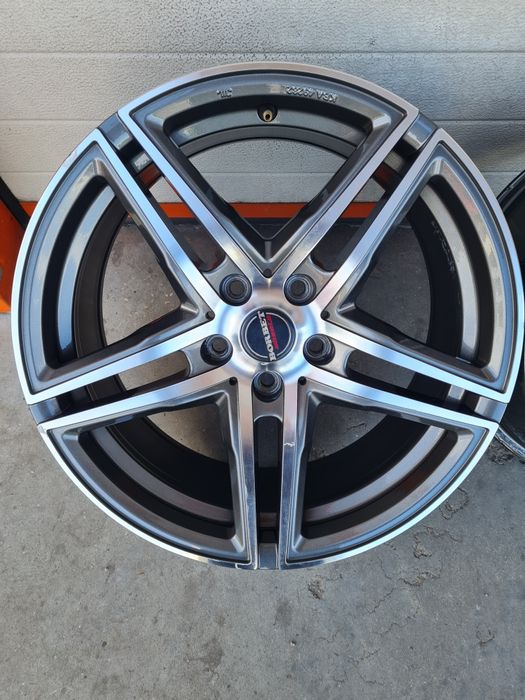 Джанти за BORBET за VW AUDI SEAT SKODA Mercedes R18 5x112 ET45 8J