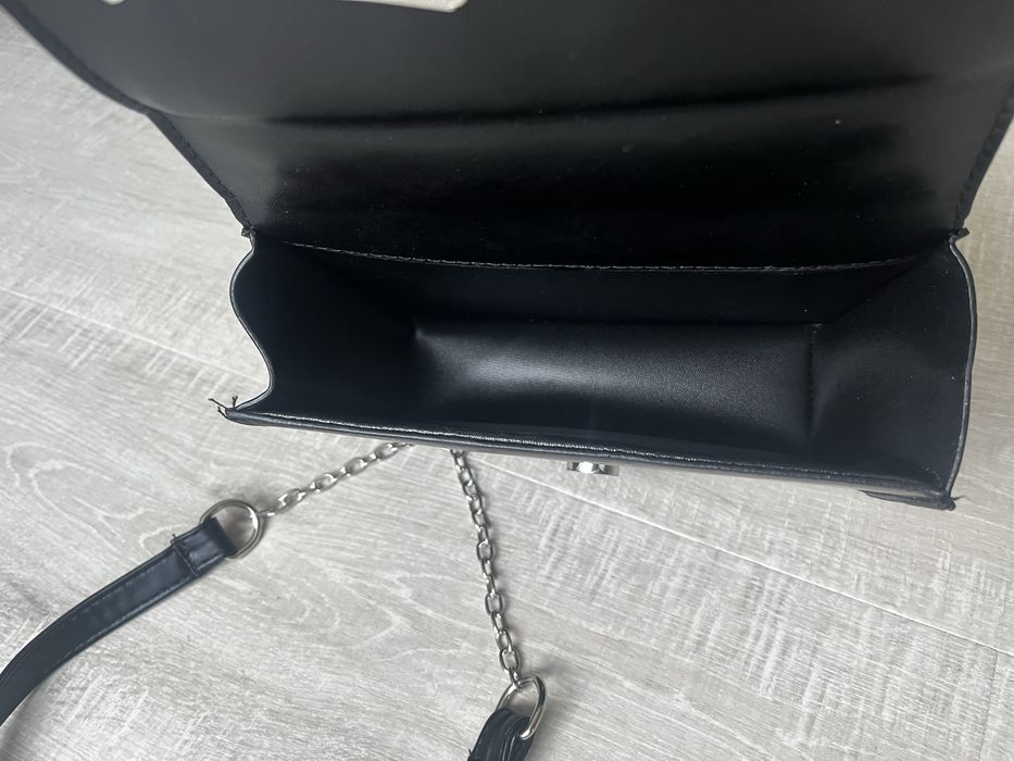 Karl Lagerfeld дамска чатна