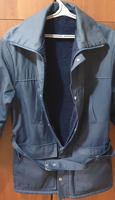 Куртка мужская  размер 48
