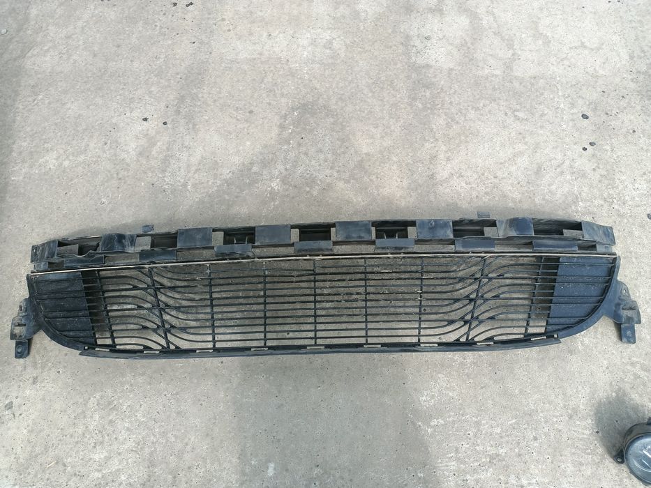 Grila fata Renault megan 3 2010 , proiectoare fata